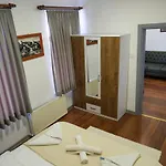 Taksim Neo Pera 4*