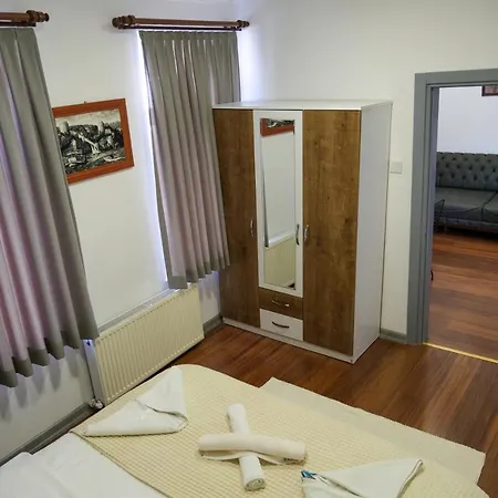 Taksim Neo Pera 4*