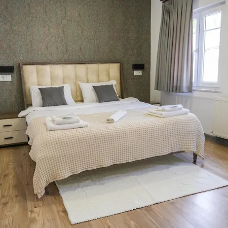 Taksim Neo Pera 公寓式酒店 4*