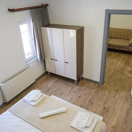 Taksim Neo Pera 4*