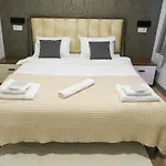 Taksim Neo Pera 4*