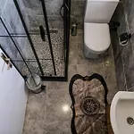 Taksim Neo Pera Aparthotel 4*