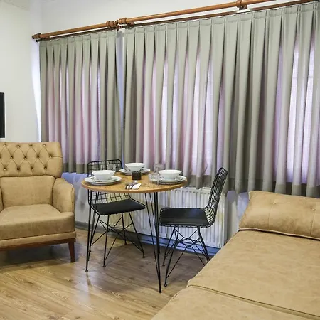 Taksim Neo Pera 4*